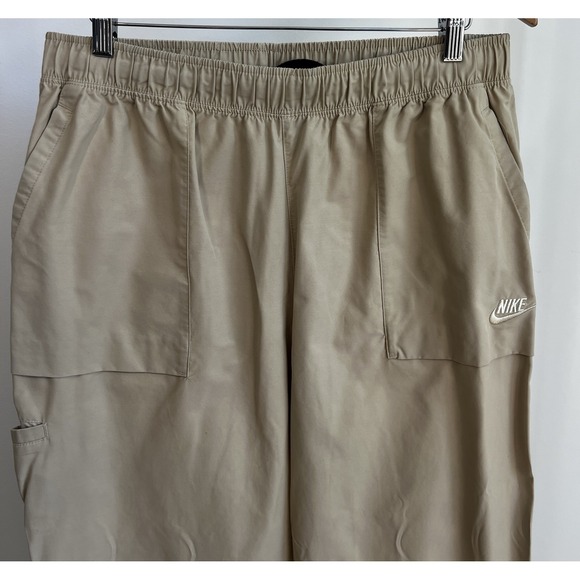 Nike Men's XL Beige NSW City Edition Woven Pants Grain Track Sportswear Athletic - Picture 2 of 7
